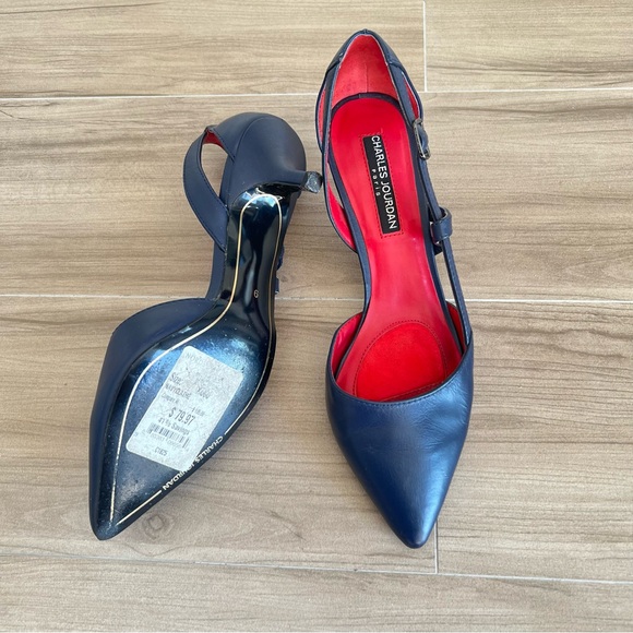 Charles Jourdan Paris | Kitten Heels - Picture 6 of 6